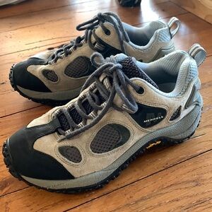Merrell Chameleon Ventilator Low Hiking Shoe Grey Women’s Size 7.5 Style J50614